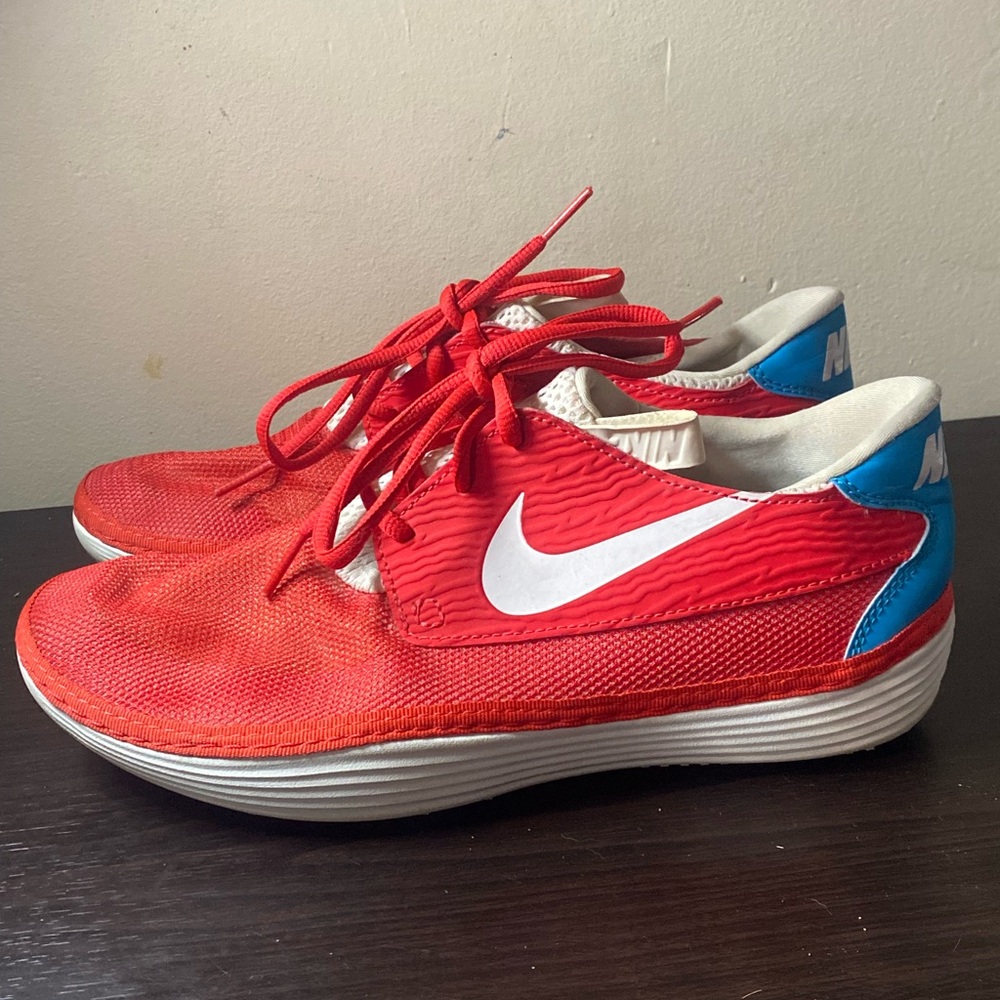 Used nikes - Picture 3 of 5